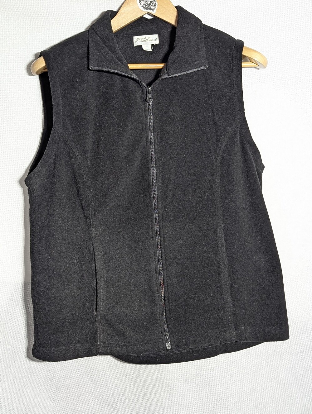Great Northwest Black Fleece Vest Men’s Large Zip Up Outdoor Layering